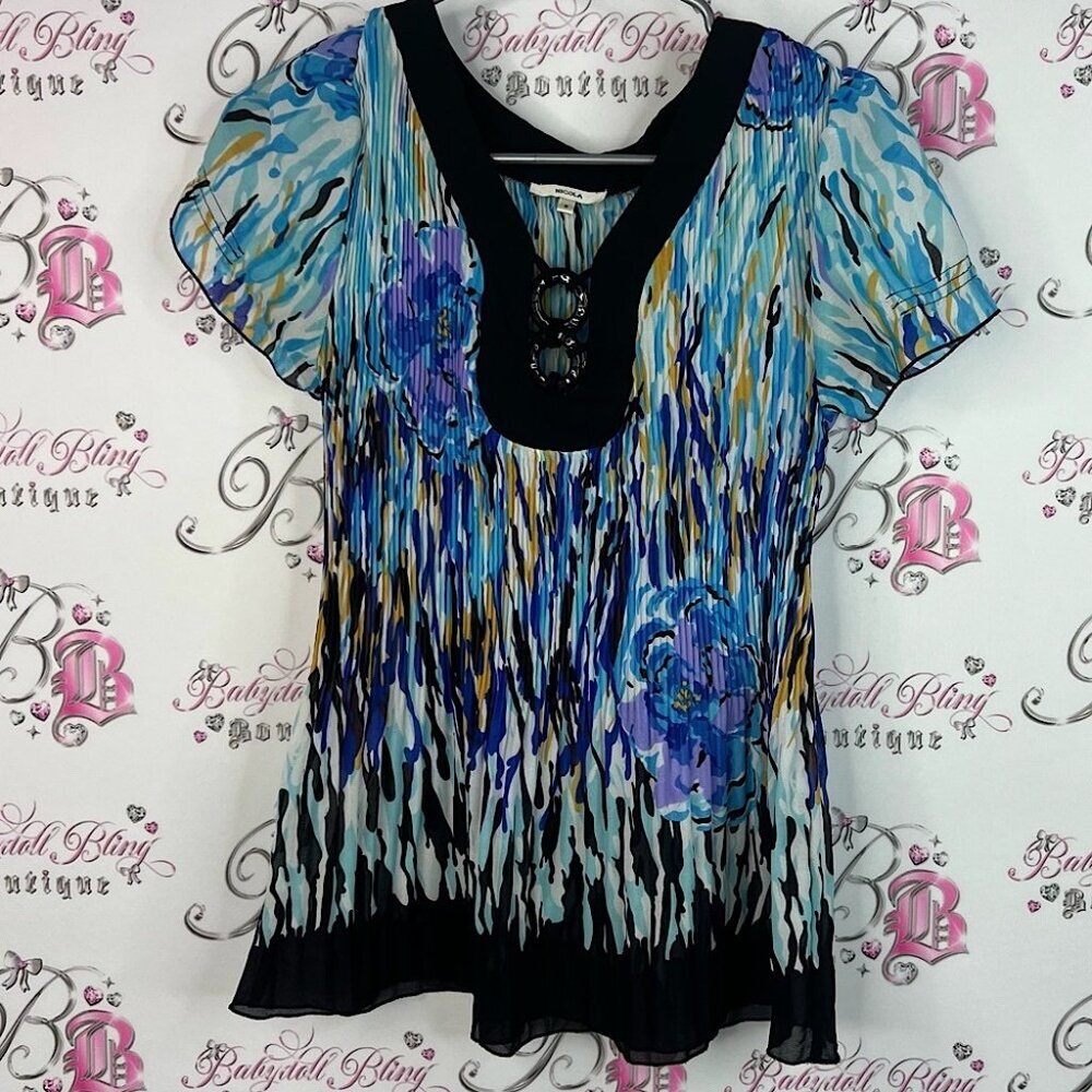 Nicola tshirt pleated metal ring floral Stylish Women's Blue and Black Top